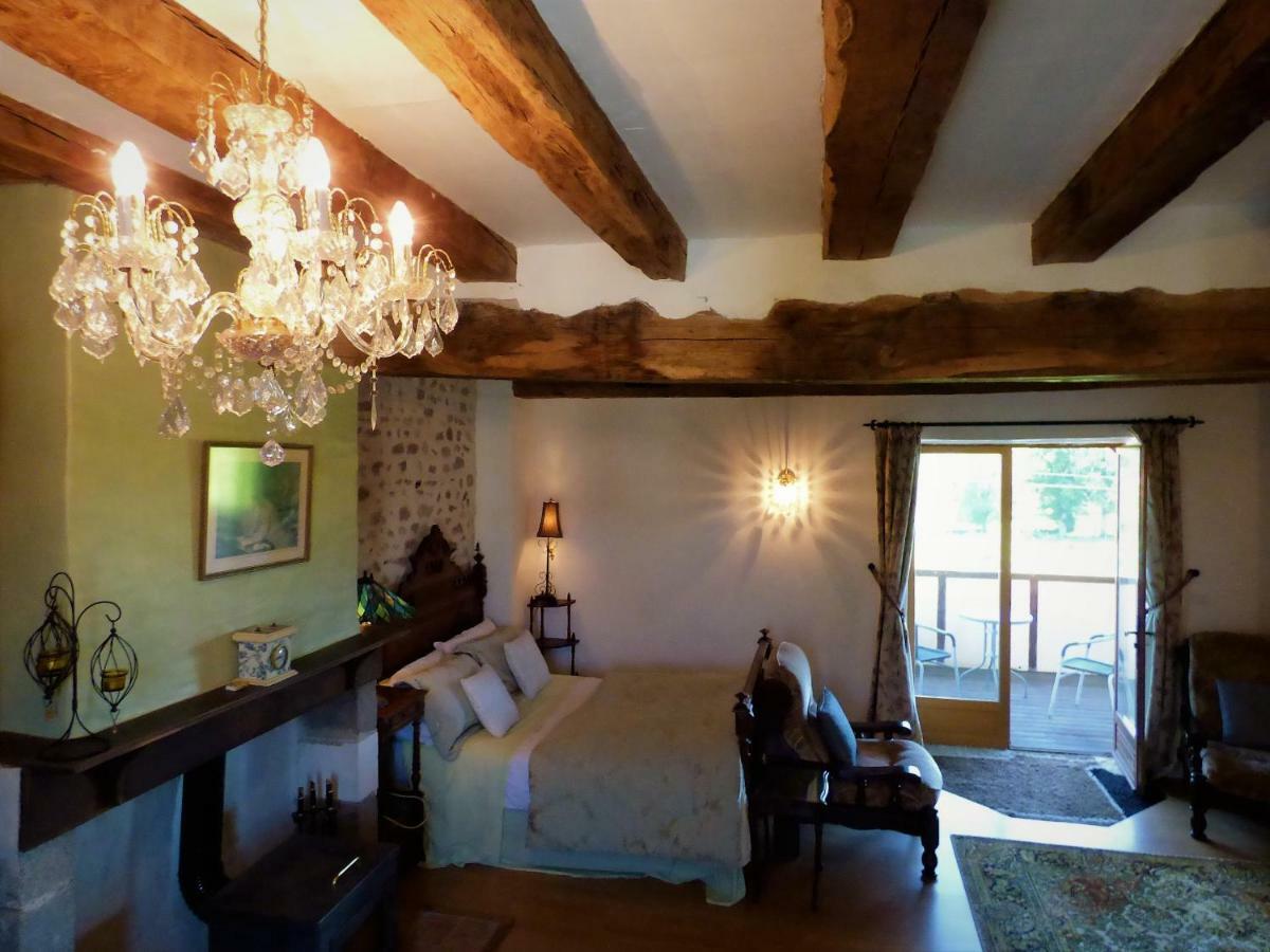 L'Ancien Presbytere Chambres D'Hote Ou Gite Le Dorat Dış mekan fotoğraf