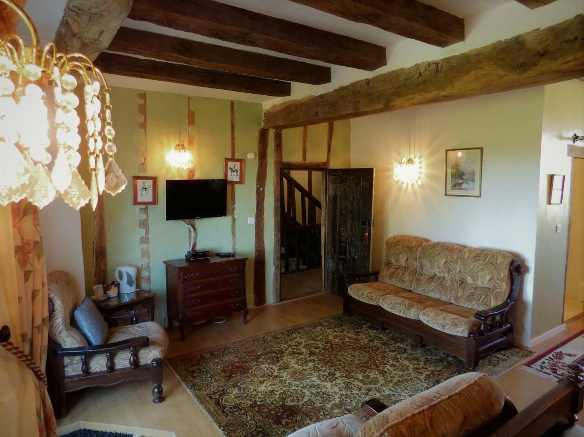 L'Ancien Presbytere Chambres D'Hote Ou Gite Le Dorat Dış mekan fotoğraf