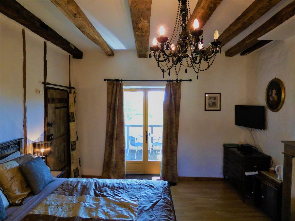 L'Ancien Presbytere Chambres D'Hote Ou Gite Le Dorat Dış mekan fotoğraf