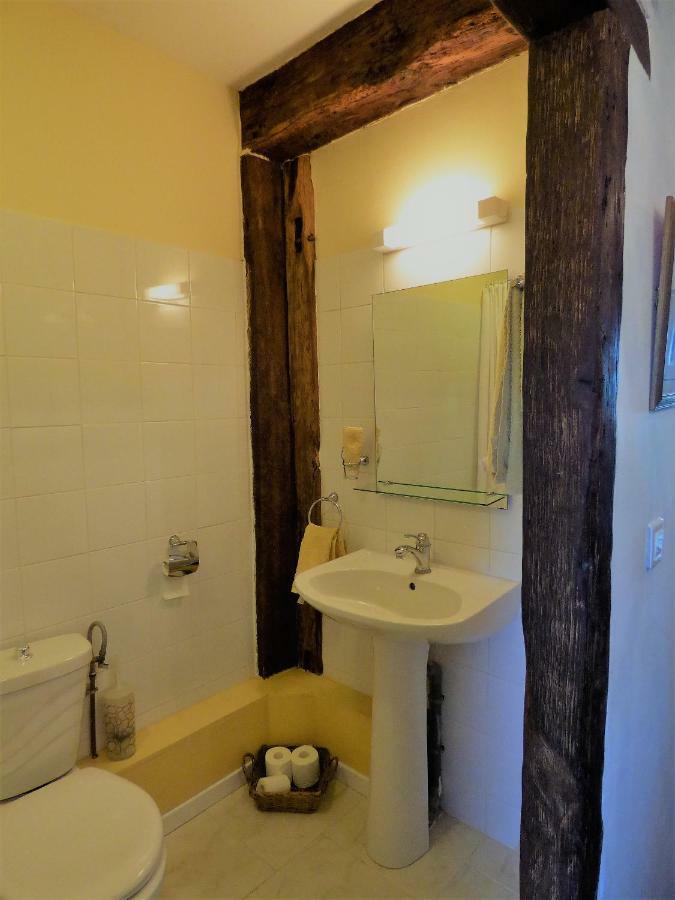 L'Ancien Presbytere Chambres D'Hote Ou Gite Le Dorat Dış mekan fotoğraf